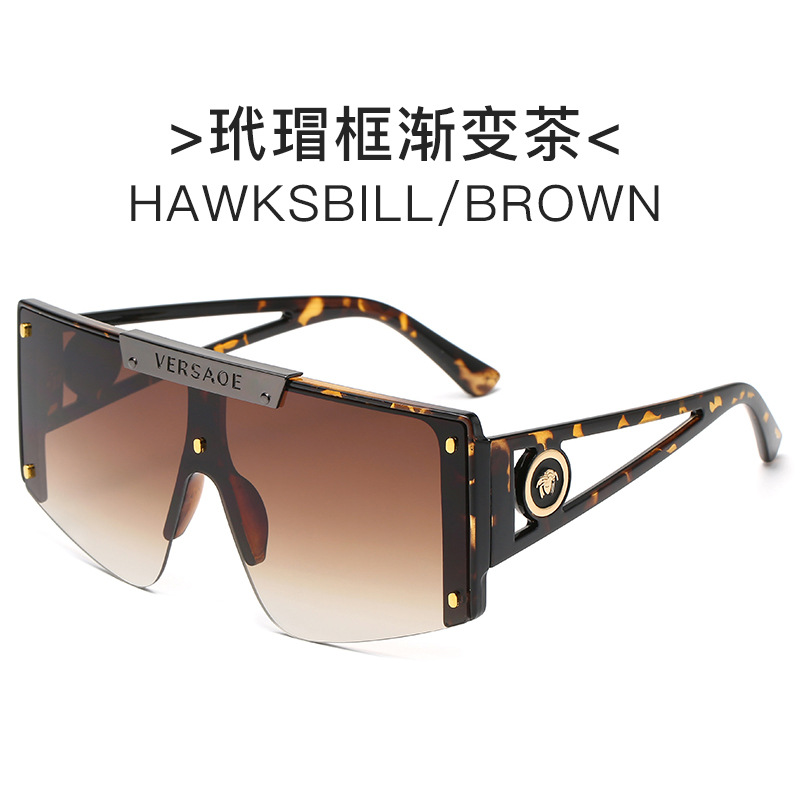 21653922786_1261638949.jpg 2