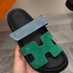 Explosive casual leather flat bottom H women's sandals and slippers wear thick bottom beach summer ins tide second uncle shoes word slippers