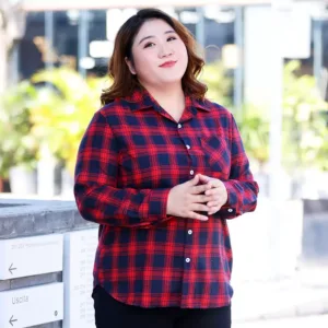 300 pounds plaid shirt autumn and winter coat women's long-sleeved middle-aged and elderly mother's wear loose large size big pocket top
